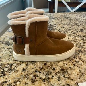 Excellent condition Ugh boots